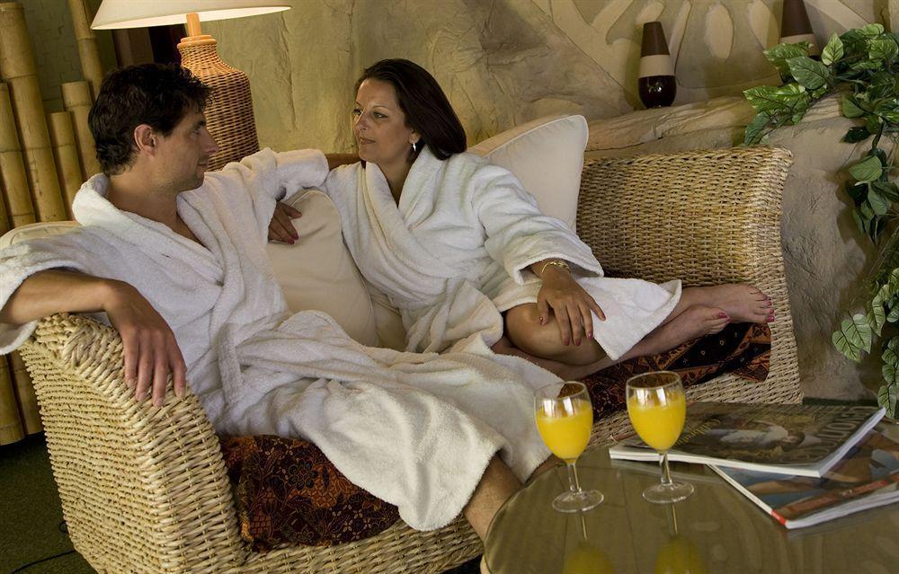 Tlh Carlton Hotel And Spa - Tlh Leisure And Entertainment Resort Torquay Esterno foto